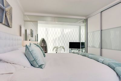 Системы вертикальных жалюзи , SG 2910, Multi Visio, Private Home, Poole Dorset, United Kingdom, Vertical Waves