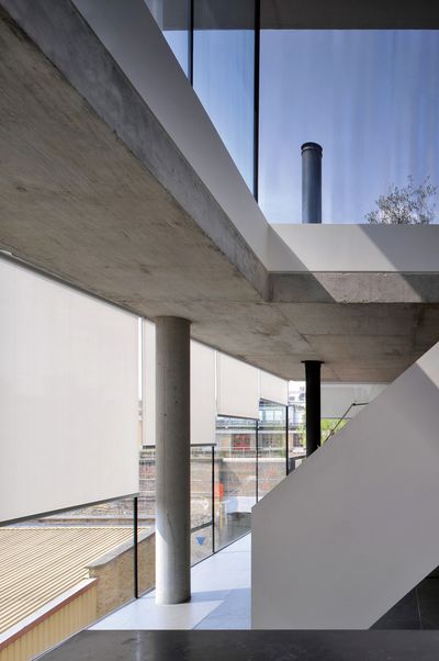 Системы рулонных штор, SG 4930, Multiscreen 1-10%, Room shot "Bateman's Row Penthouse Apartment", London, United Kingdom