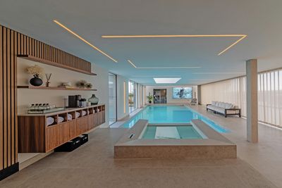 Карнизные системы с электроприводом, SG 5600, Polyflax, Private Spa, Kent, United Kingdom