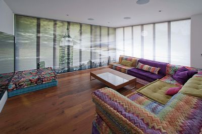 Flächenvorhang-Systeme, SG 2700, Multi Shadow, Room shot "Aurora House, Essex", United Kingdom