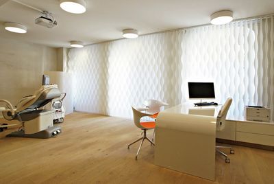 Vertikal-Lamellen, SG 2950, Multi Shadow, Doctor's Office, Zug, Switzerland, Vertical Waves